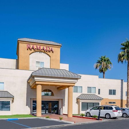 Ramada By Wyndham Bakersfield Otel Dış mekan fotoğraf